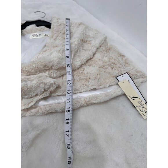 New Eliza J Women's Size M Ivory Faux-Fur Shrug - Picture 5 of 11
